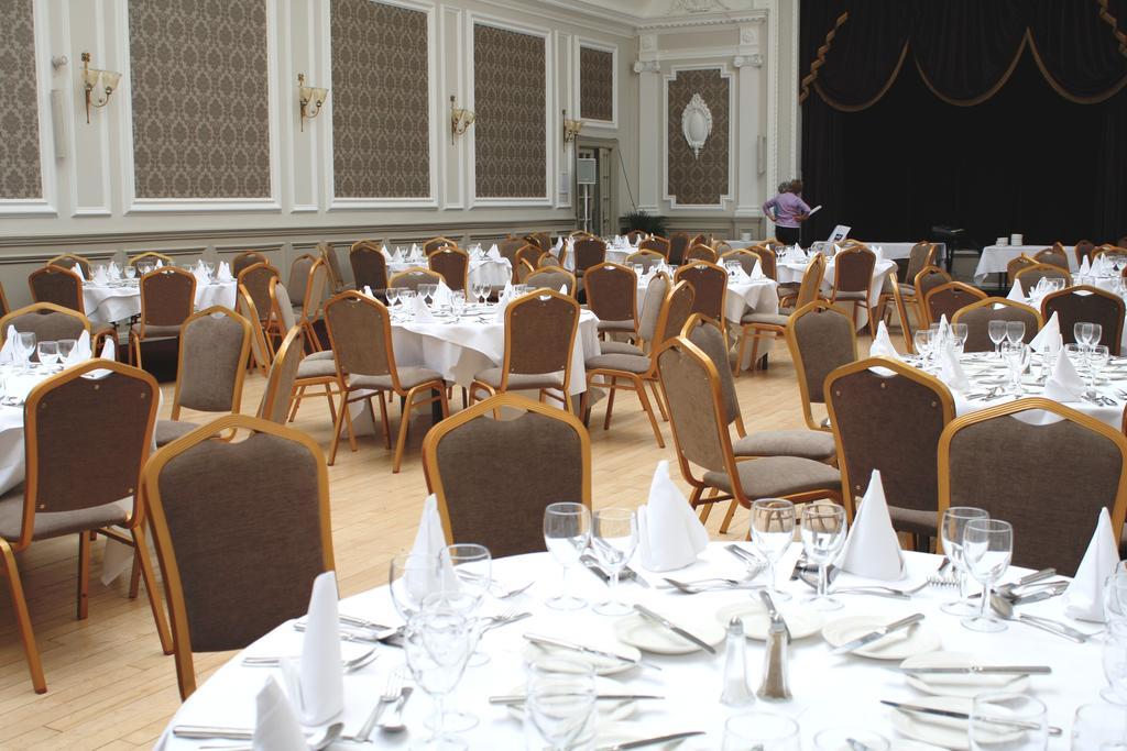Peebles Hydro Hotel Bagian luar foto